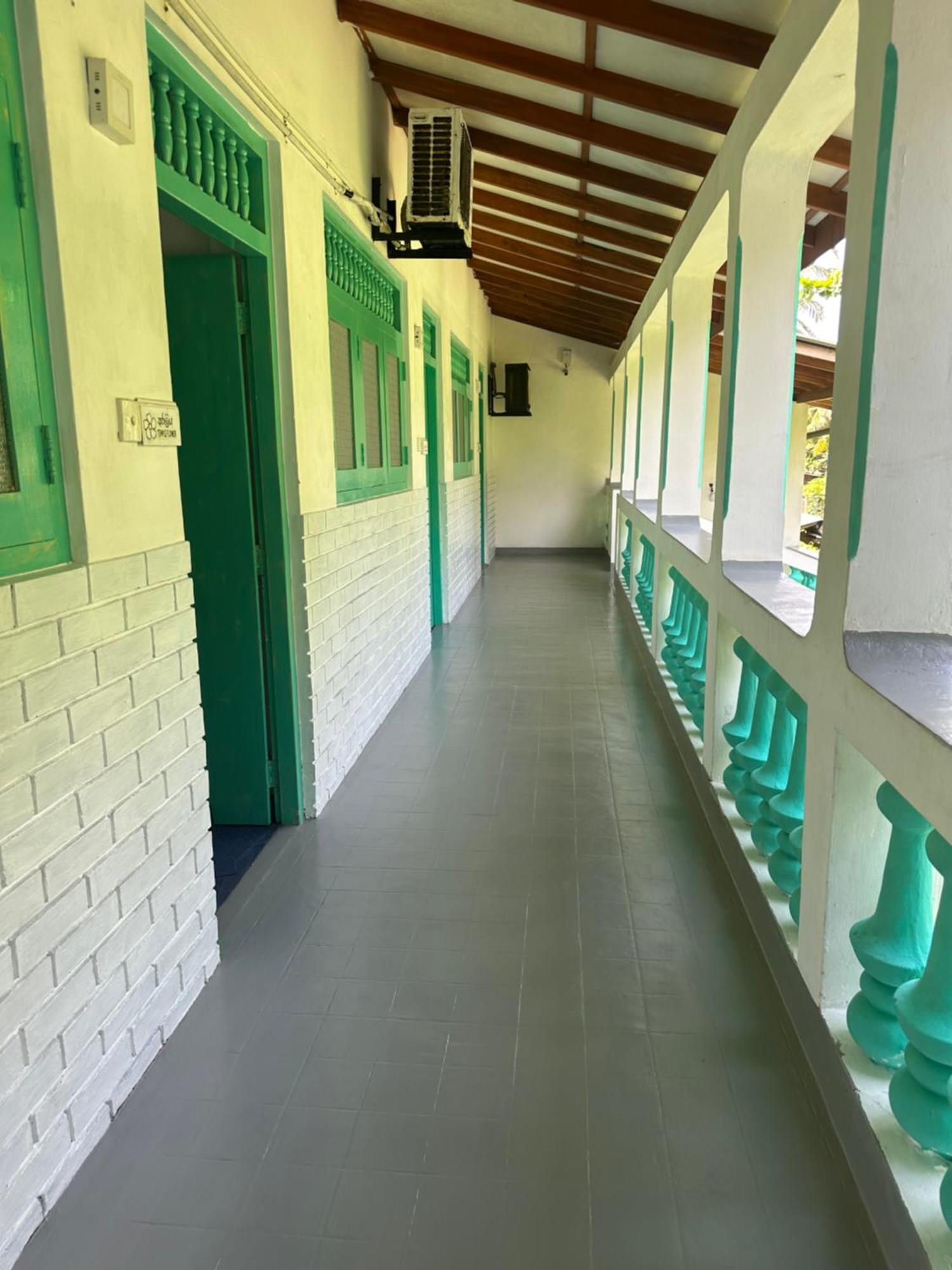 Villa 47 Hikkaduwa Exterior photo